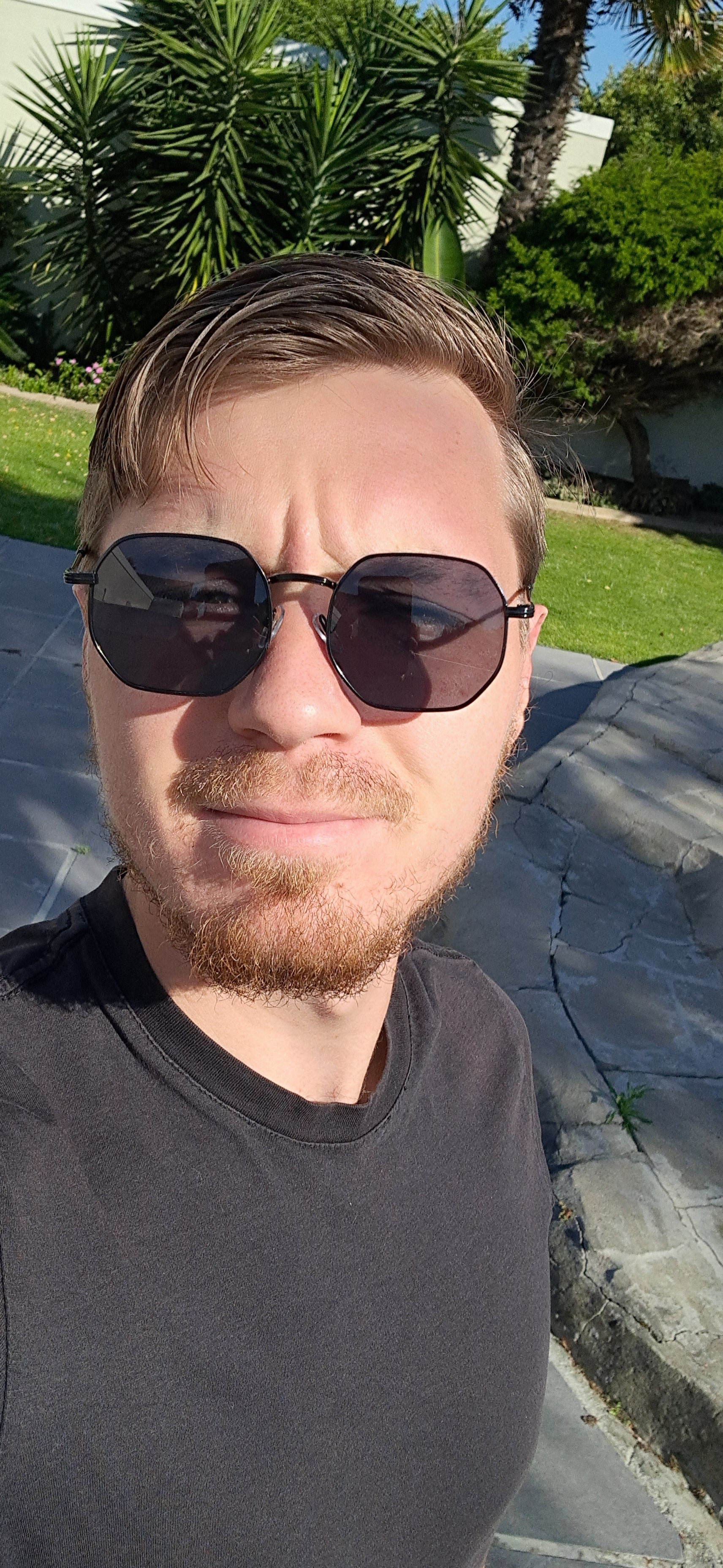 💎 'Hexa' Vintage Polygon Metal Sunglasses | Luxury Unisex UV400 Design 💎